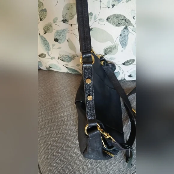 Aimee Kestenberg Corfu Convertible Leather Shoulder Bag. - Picture 12 of 14